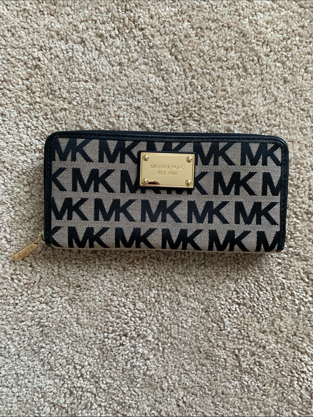 Michael Kors Black & Beige MK Logo Zip-Around Wallet